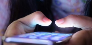 Can iPhone Users See When Android Users are Typing?
